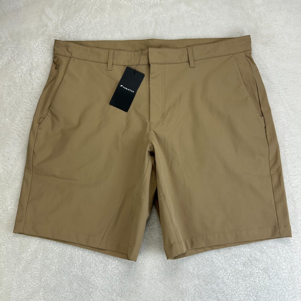 NWT Fabletics Twill Chino Shorts Mens 38 Khaki Brown Zip Pocket Golf Performance